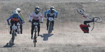 'เสธ.หมึก'-วางนโยบายสร้างนักปั่น-bmx-–-'โกเมธ-ชุติกาญจน์'-ผงาดแชมป์สนามแรก
