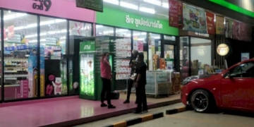 สาวพนงร้านสะดวกซื้อโอด-จยย.ซื้อด้วยน้ำพักน้ำแรงถูกแก๊งโจรลักหายลอยนวล-|-เดลินิวส์