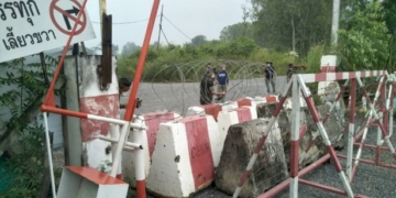 'โฆษก-ทร'แจงฐานทัพเรือสัตหีบ-ตั้งคณะกกสอบปม-'สตง.'ชงยุติเหมืองหิน-|-เดลินิวส์