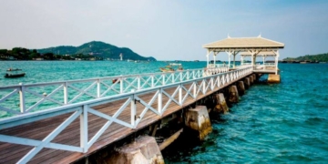 สะพานอัษฎางค์-เกาะสีชัง-ที่เที่ยวชลบุรี-ทะเลใกล้กรุงเทพ-แลนด์มาร์คสุดคลาสสิก