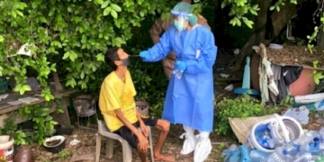 ผู้ใจบุญร่วมสร้างเพิงพัก-มอบชีวิตใหม่ชายไร้บ้าน