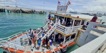 หวั่นซ้ำรอย!-เรือโดยสารข้ามฟากพัทยา-เกาะล้าน-ปล่อยทัวริสต์นับร้อยไร้ชูชีพ-|-เดลินิวส์