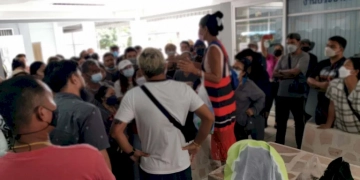 กลุ่มผู้ค้า-“ชายหาดจอมเทียน”-กว่า-300-คน-ร้องเทศบาลไม่อนุญาตให้ขายของ