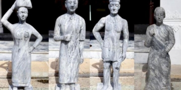 คอลัมน์การเมือง-–-ตุ๊กตาหิน-–-ดาวินชีโค้ดไทยๆ-(ต่อ)