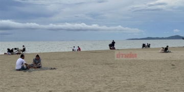กลับมาแล้วสตรีทฟู้ด-ริมหาดนาจอมเทียน-คนแห่ซื้อสุดคึกคัก-–-ข่าวสด