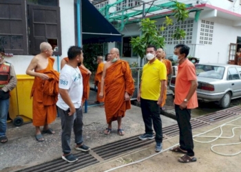สลด-เพลิงไหม้กุฏิวัดดัง-ไฟโหมแรงคลอกพระพิการวัย-92-ดับอย่างน่าเวทนา-(คลิป)