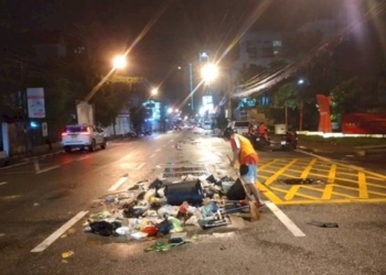 ฝนตกหนักเมืองพัทยาทำชายหาดเสียหายอีก-ขยะจำนวนมากโผล่ประจานความมักง่าย