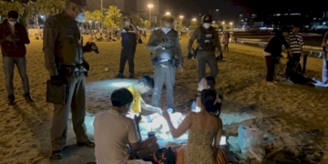 หวั่นโจ๋ก่อเหตุซ้ำ!-ตรคุมเข้มหาดพัทยา-ป้องกันนทท.หวาดผวา