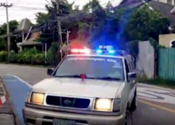 “สาวใหญ่เลือดอาบ”-ถูกผัวเก่าตีหัวคาบังกะโล-ต่อหน้าเพื่อนชายชาวต่างชาติ