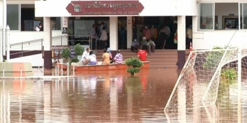 'อีสาน-กลาง-ตะวันออก'-อ่วม!-น้ำท่วมหนักหลายจว.ทุกข์ระทมจมบาดาล-|-เดลินิวส์