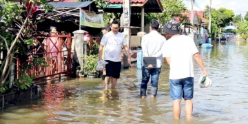 บางเสร่น้ำท่วมหนัก-50-หลังคาเรือน-หมู่บ้านสิริศาย์ได้รับผลกระทบ-เร่งหาแนวทางแก้ไขด่วน- 