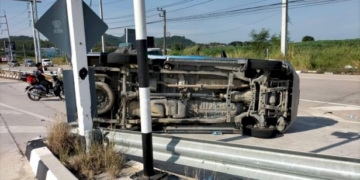 ​อุบัติเหตุ-รถติดขัด!-ทางหลวงหมายเลข-331-(สัตหีบ–เขาหินซ้อน)-ก่อนถึงเมกาโฮม-บ่อวิน