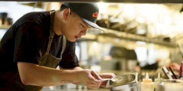 s.c-c-kitchen-takeover-เชฟโอ๊ต-ณัฐพนธ์-แห่งร้าน-heh-อาหารออสซี่ร่วมสมัย-ที่เดินเรื่องด้วยปลาไทย