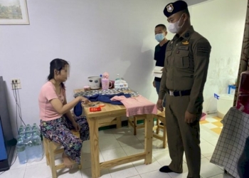 ไล่ล่า-30-นาทีบุกรวบทันควันโจรสาวชิงสร้อยคอทองคำหนัก-2-บาทจากร้านทอง