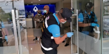คนร้ายบุกเดี่ยวชิงเงินธนาคาร-6-แสนบาท-ยังหลบหนีลอยนวล
