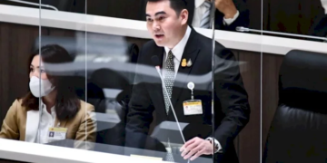 ‘สส.จองชัย’-ทวงถามรัฐบาลกลางสภา-ปมออกโฉนดน้ำลบชายฝั่งเมืองชลบุรี- 