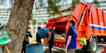 นักท่องเที่ยวโวยหาดพยูน-ระยอง-ขยะเพียบด้านเทศบาลฯยันจัดเก็บทุกวันแต่เป็นช่วงฤดูขยะทะเลถูกพัดเข้าฝั่ง