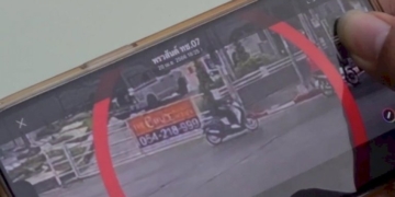 ได้แหวนไป-1-สลึง!คนร้ายทำทีเป็นลูกค้านำทองปลอมขอแลกแหวนใหม่-พอลองสวมได้ฉวยโอกาสหนีทันที
