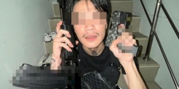 เหยื่อโผล่เพิ่ม!นศ.นำคลิปหลักฐานแจ้งความอีกรายเอาผิดหนุ่มกร่างขับเบนซ์ปาดหน้าชักปืนขู่-พบก่อเหตุซ้ำซาก